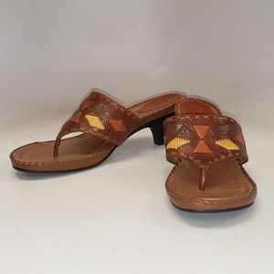Nurture 'Boone' Leather Thong Sandals